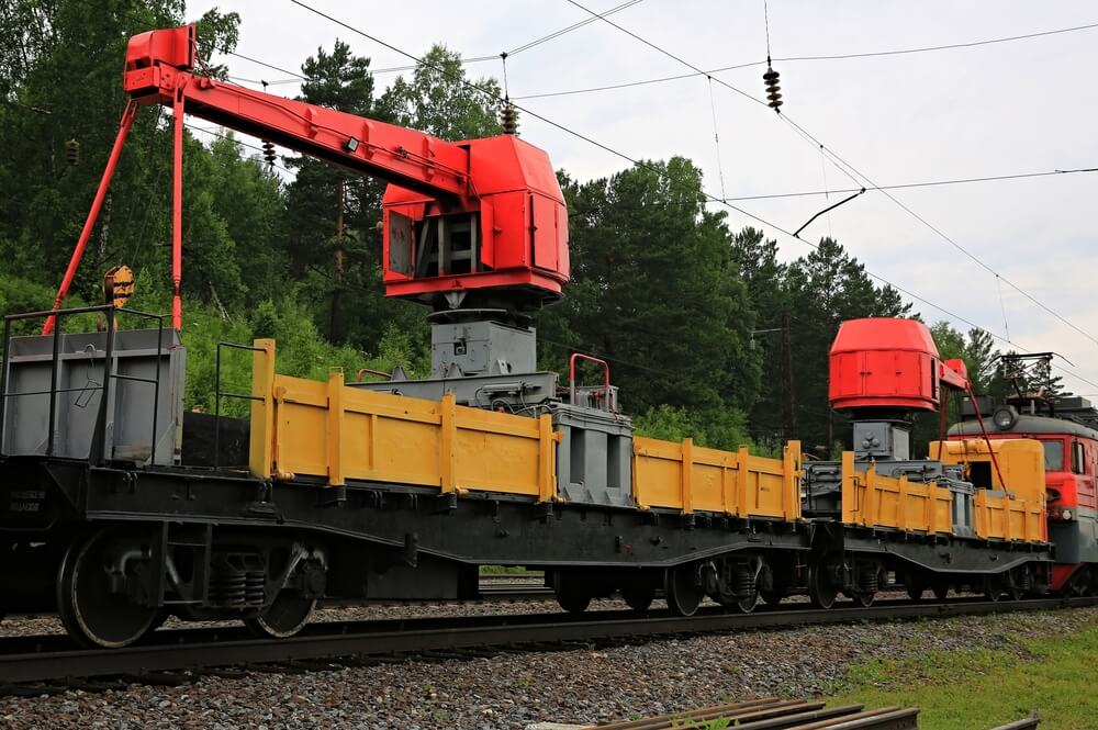 後部から見た鉄道クレーン