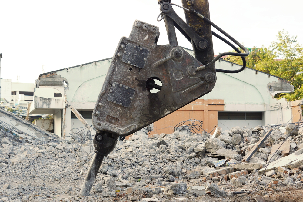 解体重機に装着されるアタッチメント