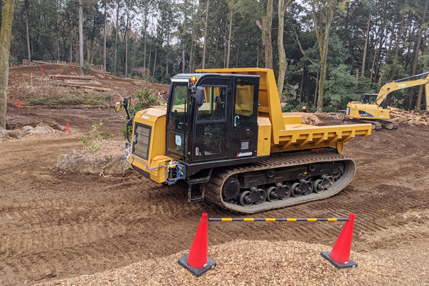 キャリアダンプ（不整地運搬車）をスマホで遠隔操作成功